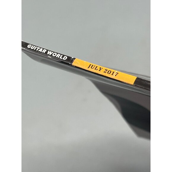 Guitar world magazine July 2017 Gov't mule Guitar & bass paper 122 pages READ - Picture 4 of 5